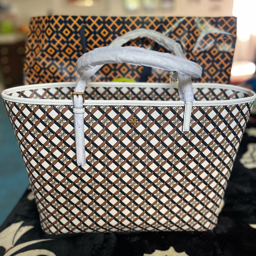 Tory Burch tote